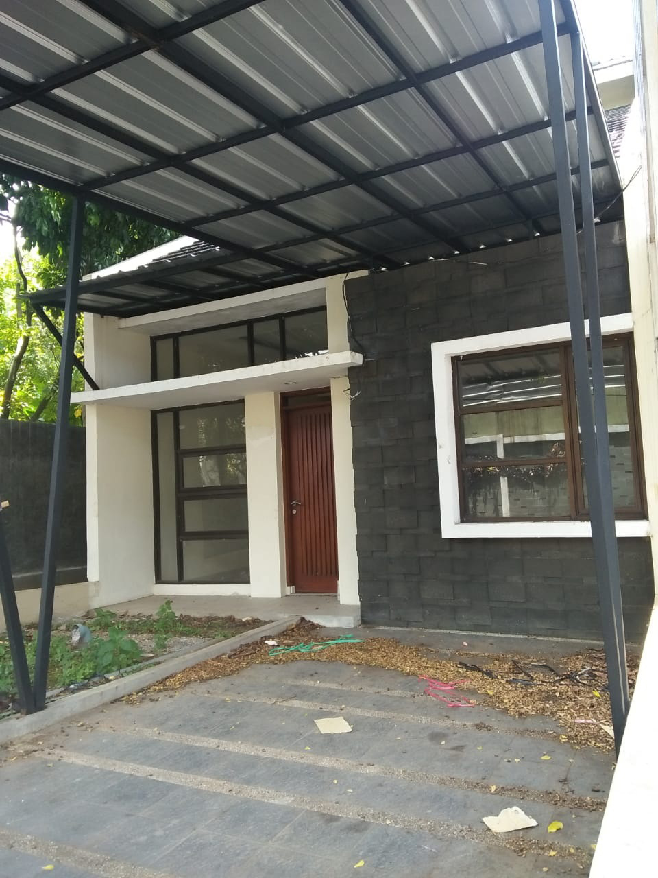 rumah secondary gland property
